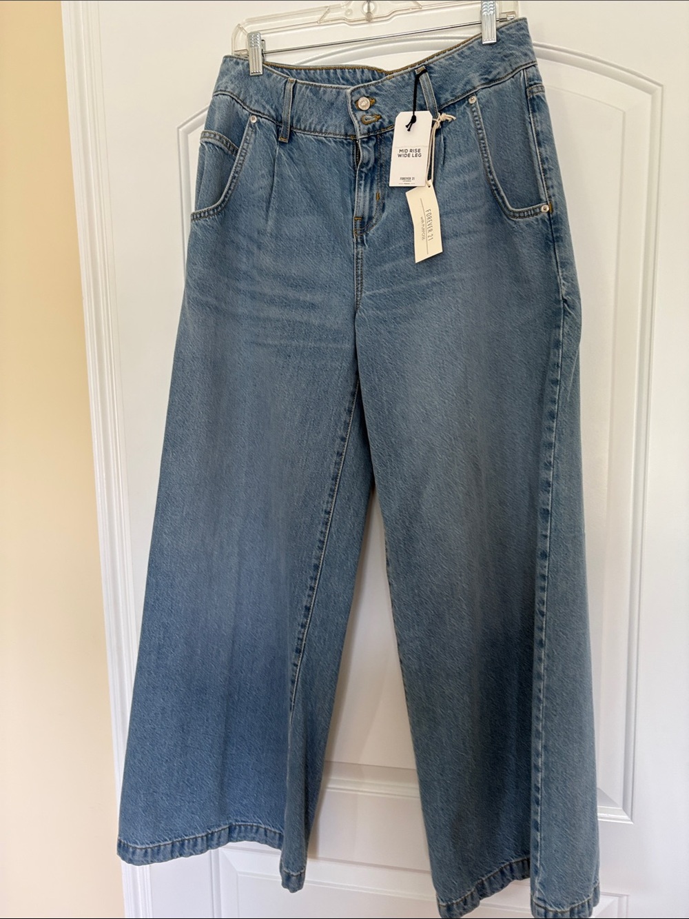 Forever  21 Wide Leg Blue Jeans